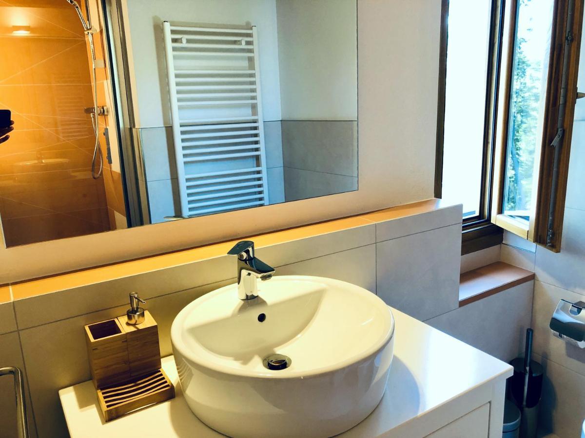 Dai Ventu Bed & Breakfast เปซาโร ภายนอก รูปภาพ